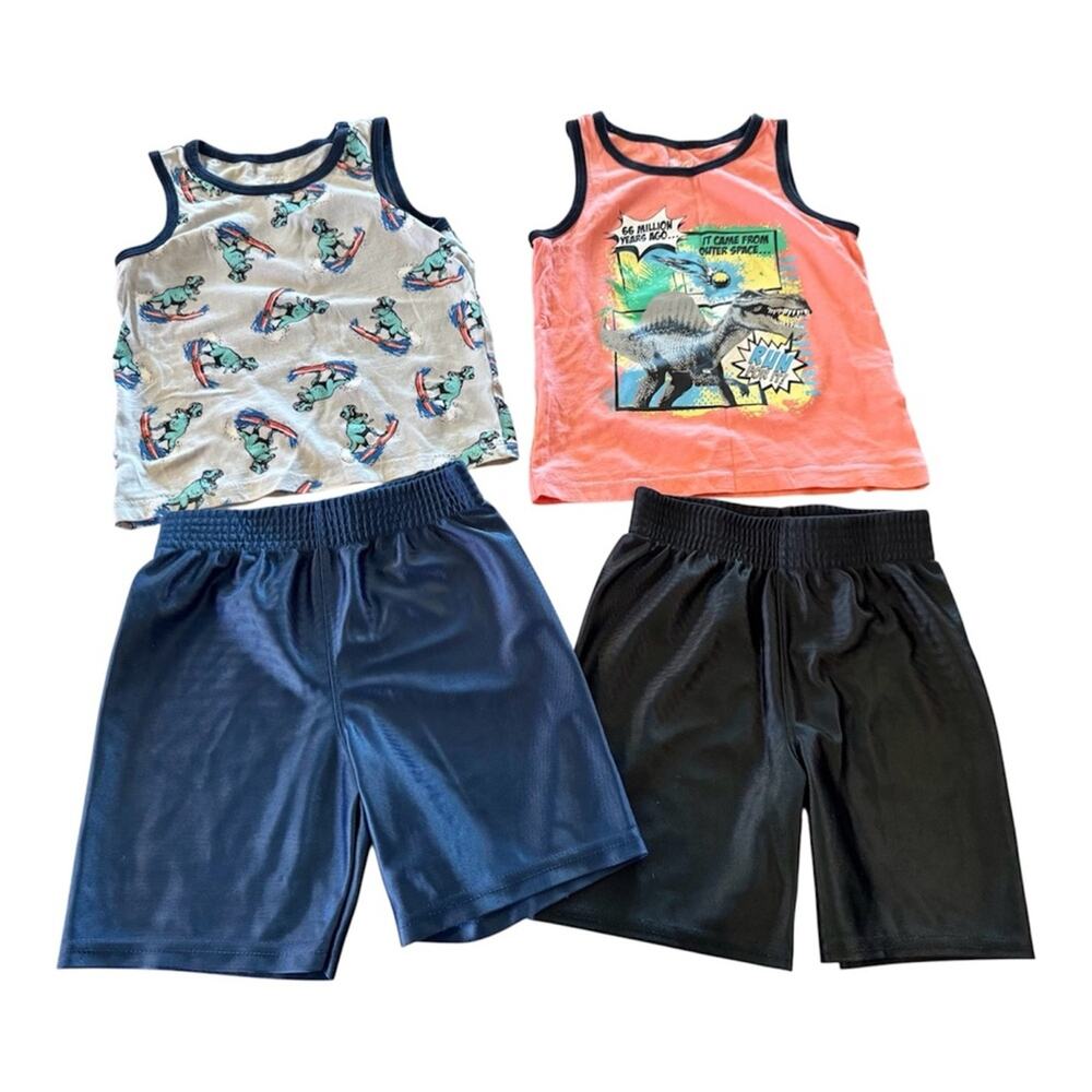 4 Piece Matching Set Kids Dinosaur Tops & Shorts Size 3T Summer, Cool, Casual